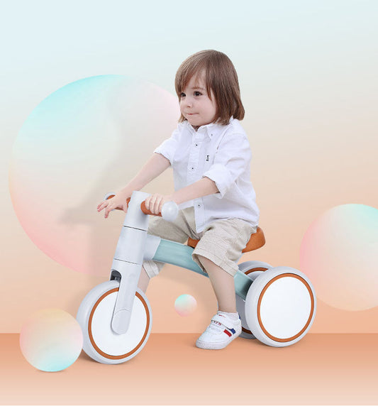 Vélo d'équilibre Montessori pour les tout-petits - Meilleur vélo d'équilibre pour les enfants de 2 ans et plus