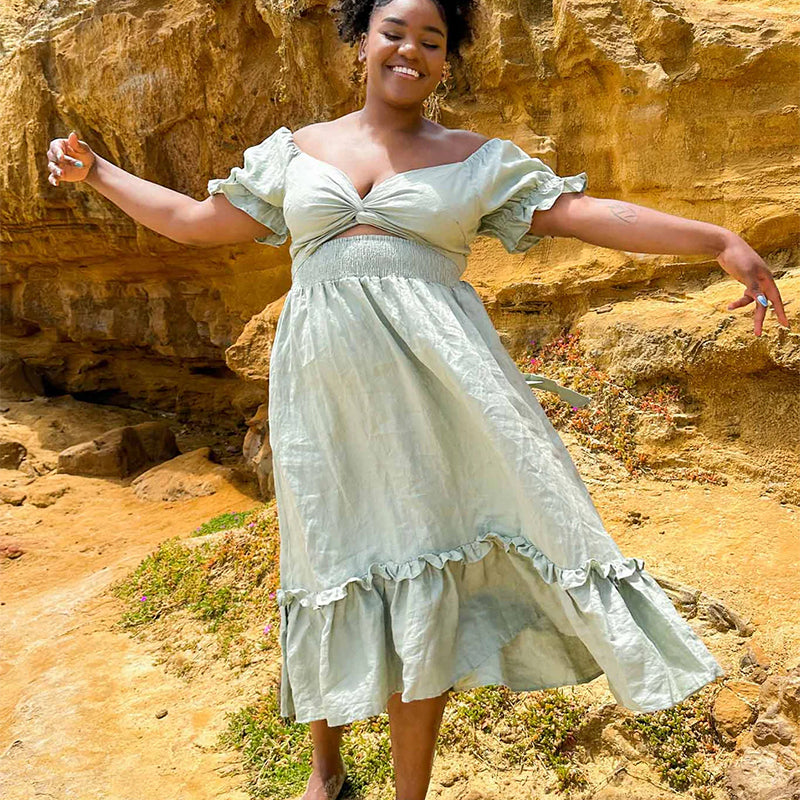 Robe à volants à nouer dans le dos et à poches