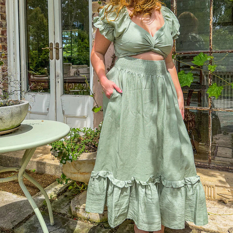 Robe à volants à nouer dans le dos et à poches