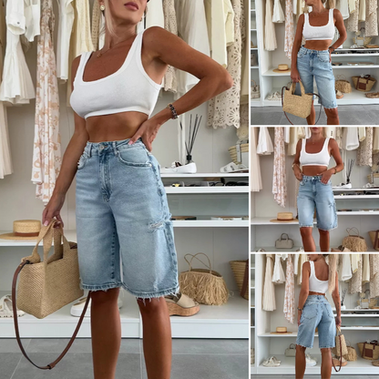 Bermuda en jean pour femmes, coupe large, longueur moyenne / longueur au genou, aspect usé - délavé, avec des trous, look urbain