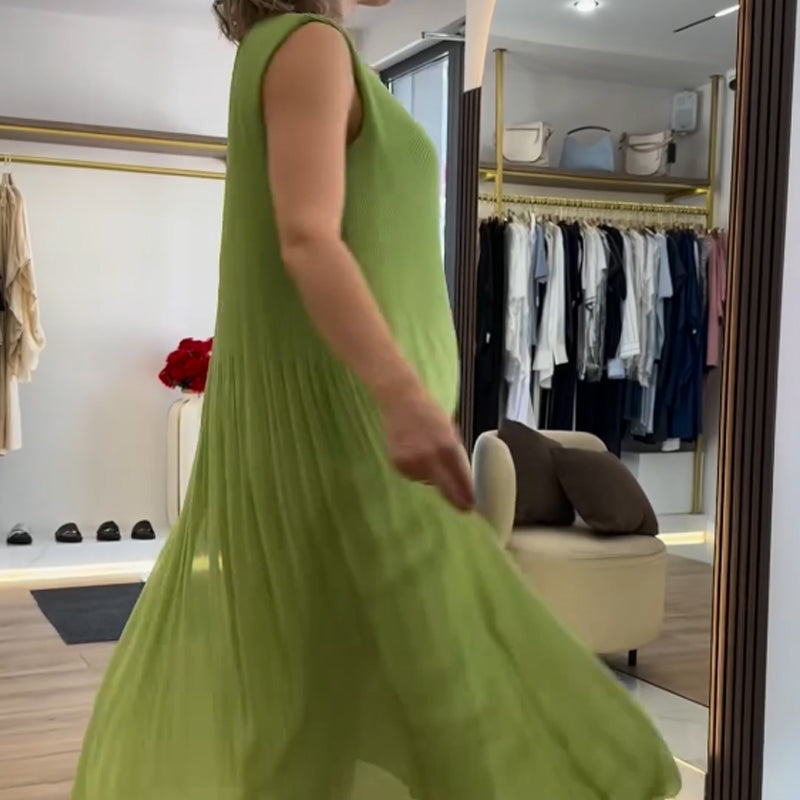 Women's Fashion Chiffon Sleeveless Pleated Dress
