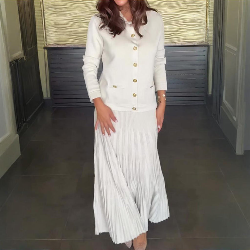 ❤️‍🔥Ensemble élégant composé d'un haut à revers et d'une jupe plissée