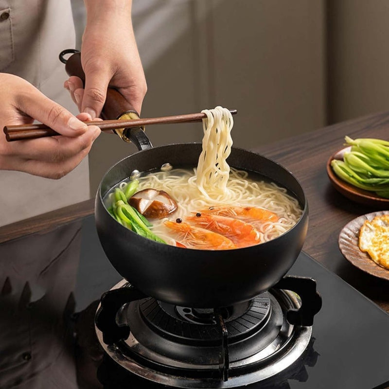 Marmite en fonte épaisse non revêtue avec couvercle